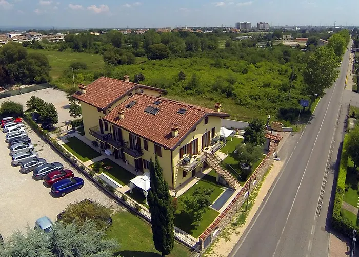 Aparthotel Residenza La Ricciolina Verona